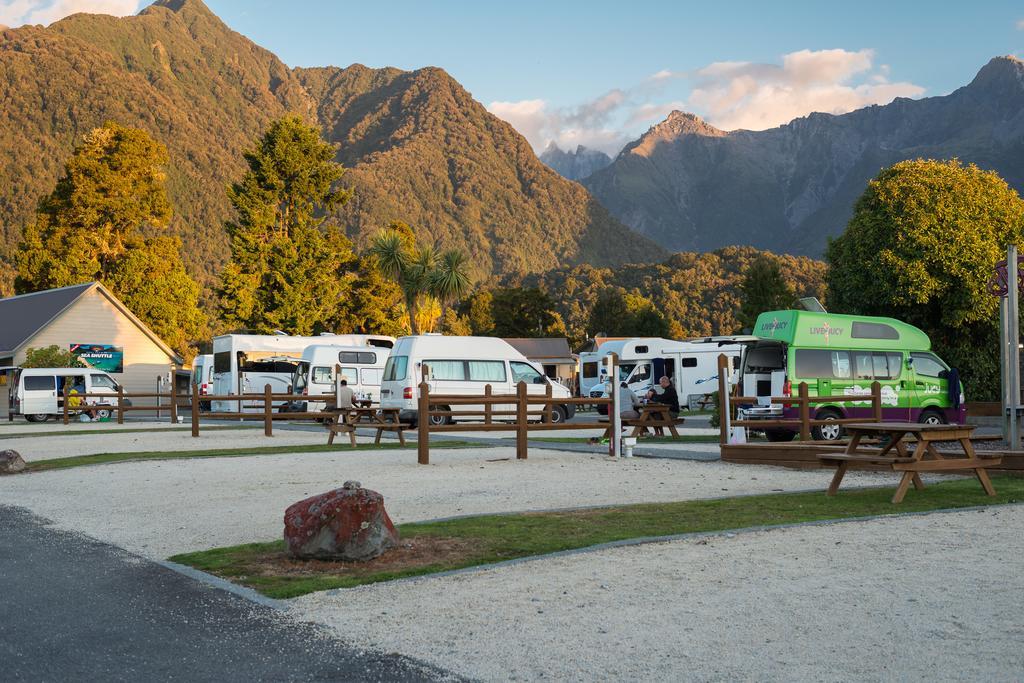 Fox Glacier Top 10 Holiday Park & Motels Bagian luar foto