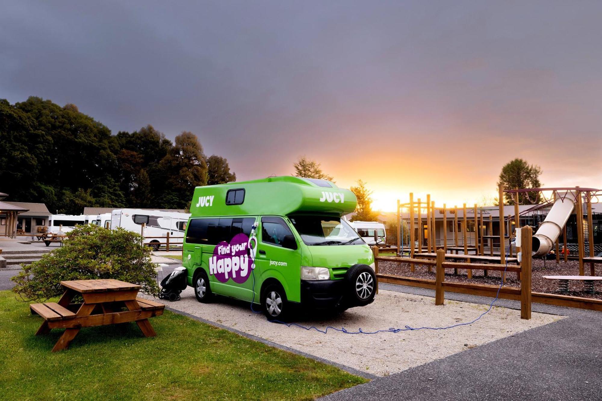 Fox Glacier Top 10 Holiday Park & Motels Bagian luar foto